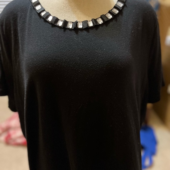 Lane Bryant top🖤 - Picture 2 of 3